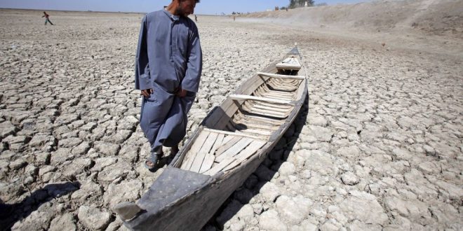 تناقص الموارد المائية يزيد التصحر في جنوب العراق