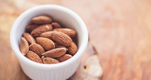 healthy-almond-snack-unsplash-363ed7-1024